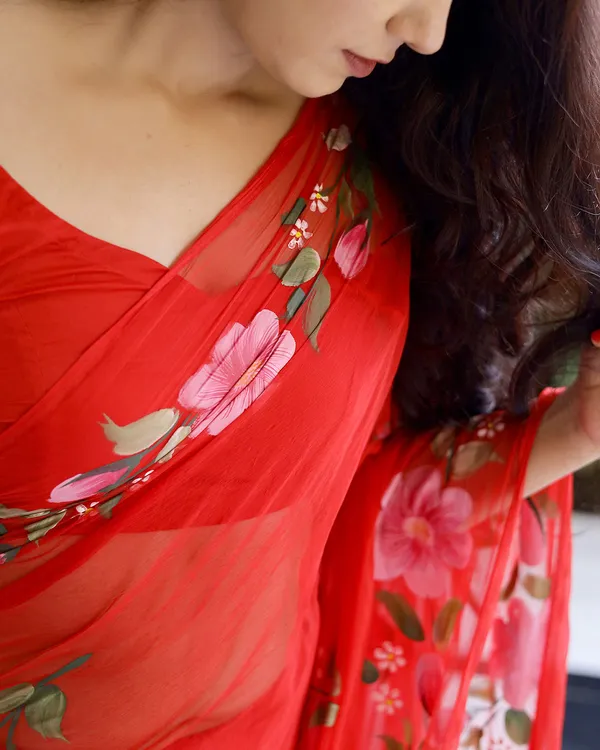 Hot_Red_Floral_H_Painted_Chiffon_Saree_For_Women